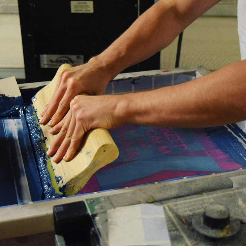 dye sublimation vs screen printing